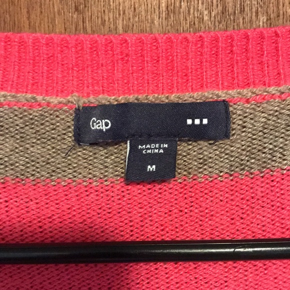 Cute striped sweater. M - Picture 2 of 4